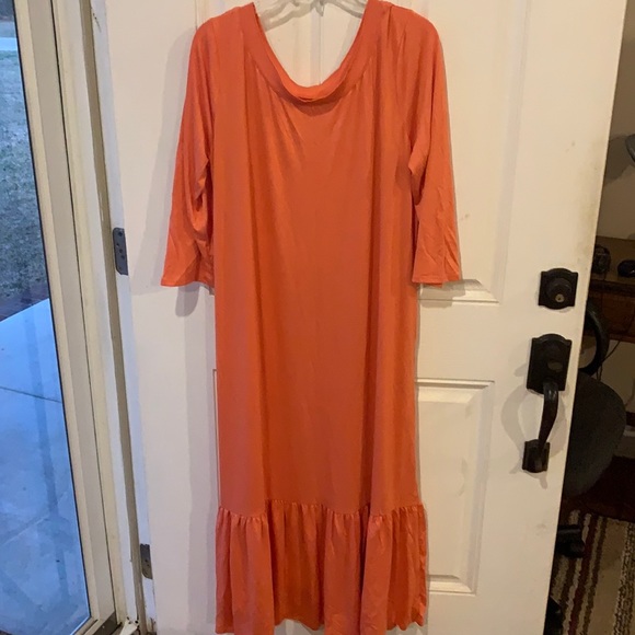 Plus Size Ruffle Hem Midi.. Ash Copper Color - Picture 2 of 5